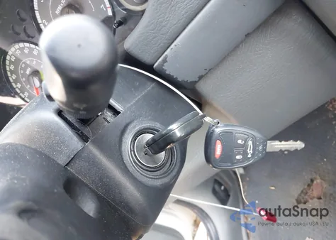 2006 Jeep Liberty Sport from USA, damaged, VIN 1J4GL48K56W119004